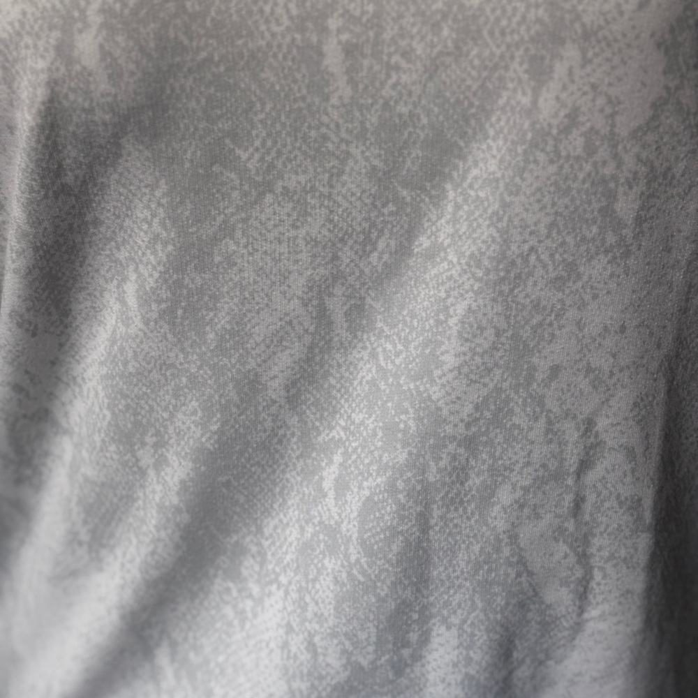 Mondetta Ladies Lightweight Printed Top Oyster Mushroom in XS - Picture 6 of 14